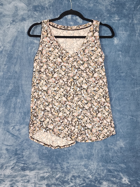 24/7 Maurices Tops - Floral V-Neck Sleeveless Camisole in Black with Pink & Cream Blooms